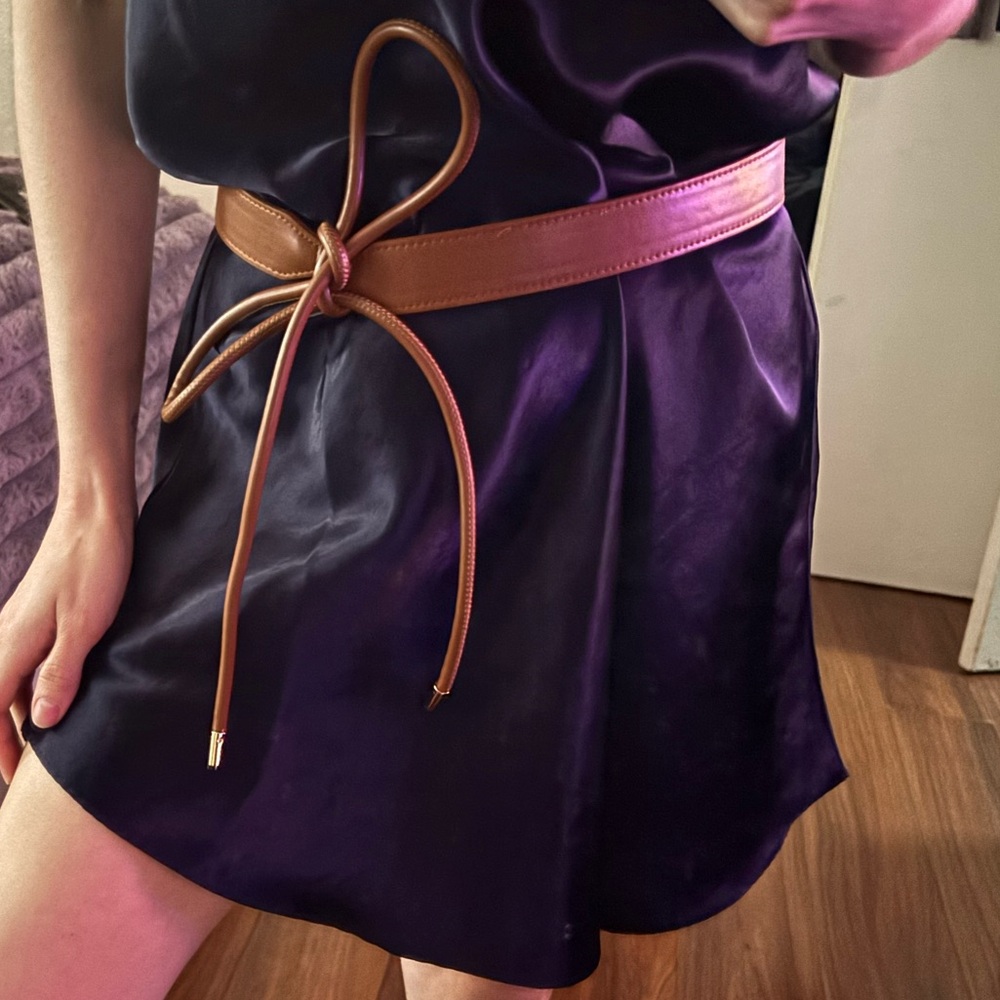 Womens Tan Leather Tie Waist Belt - Picture 3 of 3